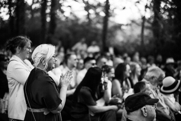 Photos de mariage au Domaine de Cicé-Blossac