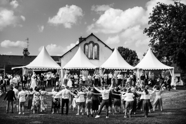 Photos de mariage au Domaine de Cicé-Blossac